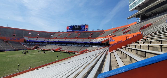 用更为紧密 用更为紧密